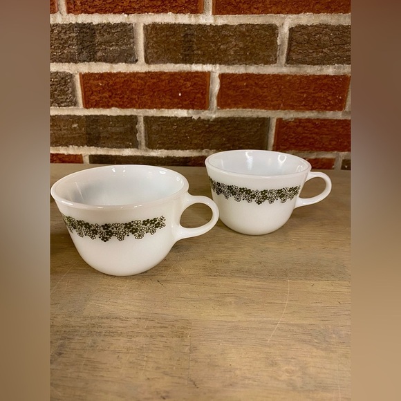 Pyrex Corelle Spring Blossom Crazy Daisy 4 Coffee Tea Cup Mugs Milk glass - Picture 4 of 10